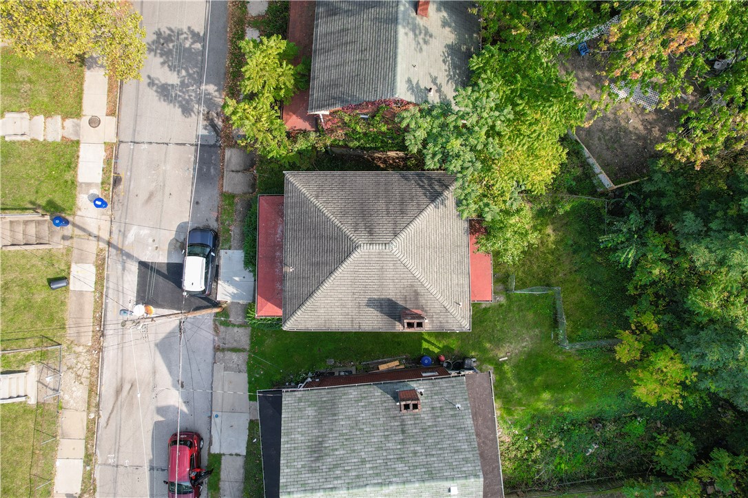 111 Maywood St