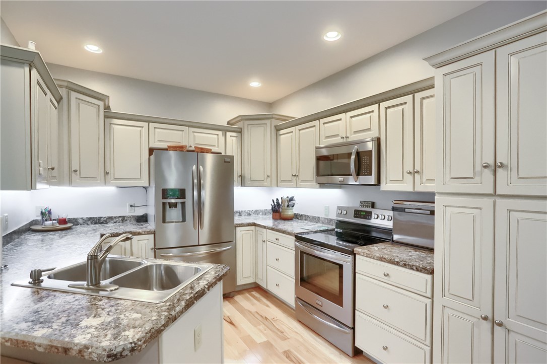 473 Brest Rd