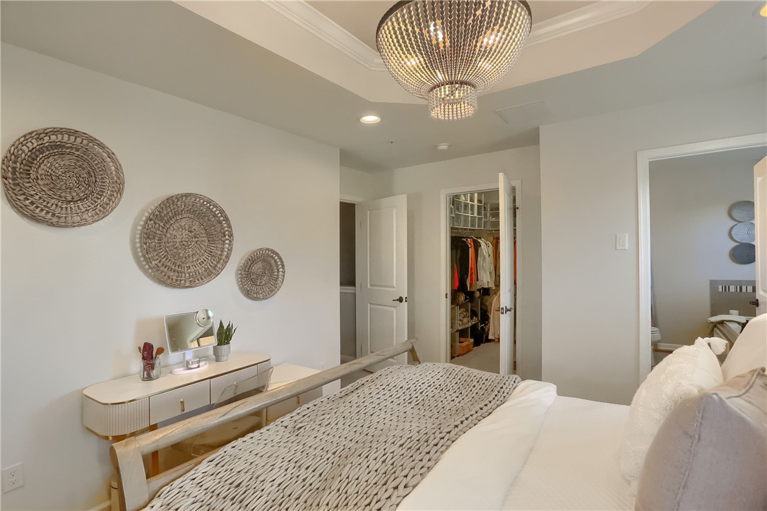 1204 Pointe View Dr