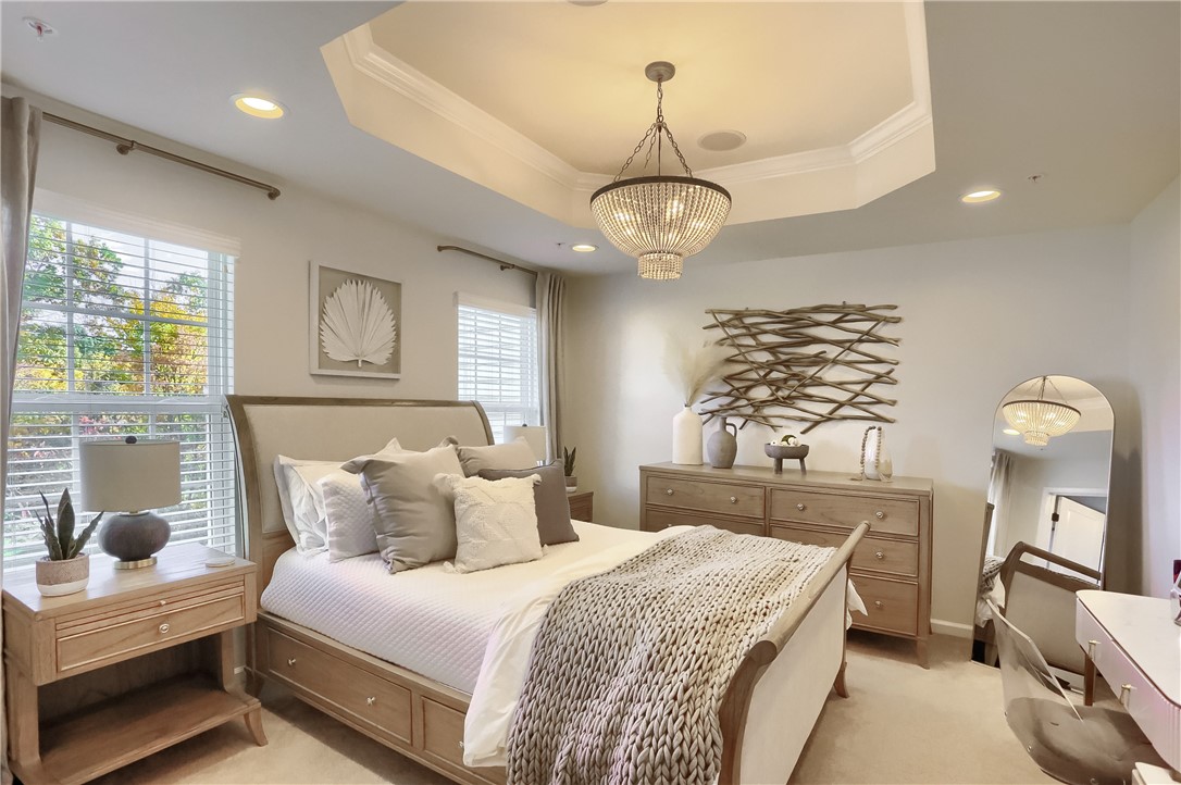1204 Pointe View Dr