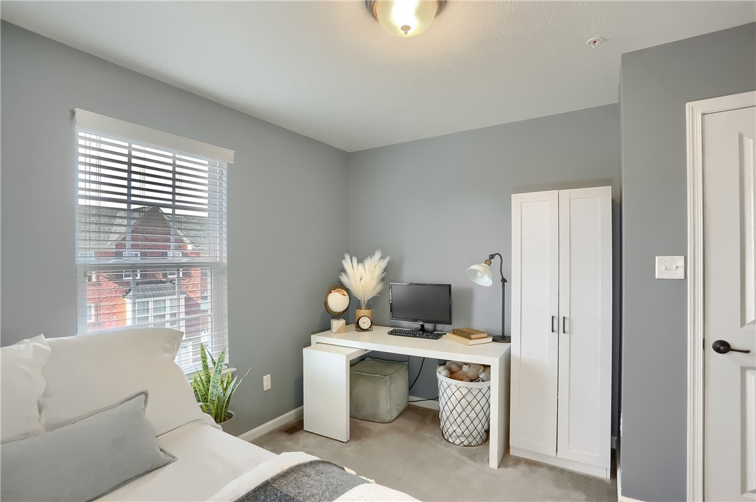1204 Pointe View Dr