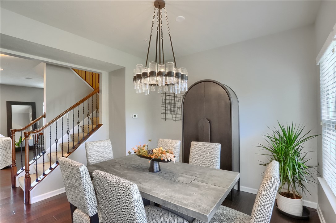 1204 Pointe View Dr