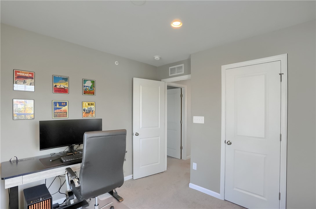 101 Gress Rd