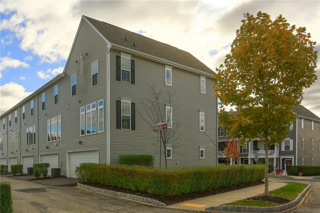 101 Gress Rd