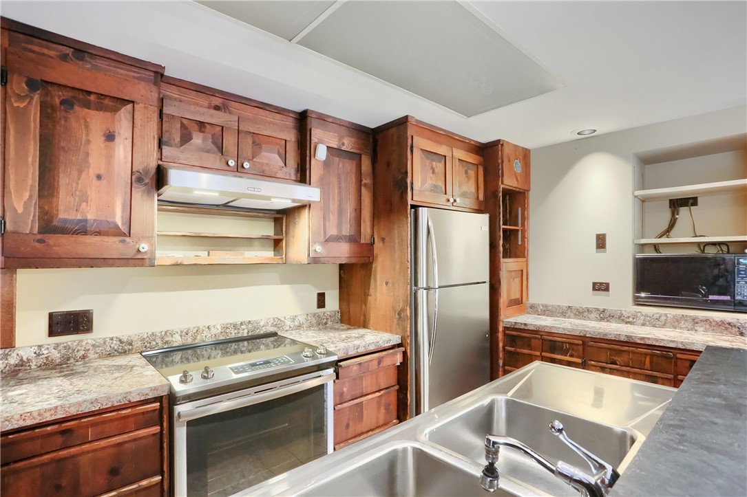 214 Andrews Trce