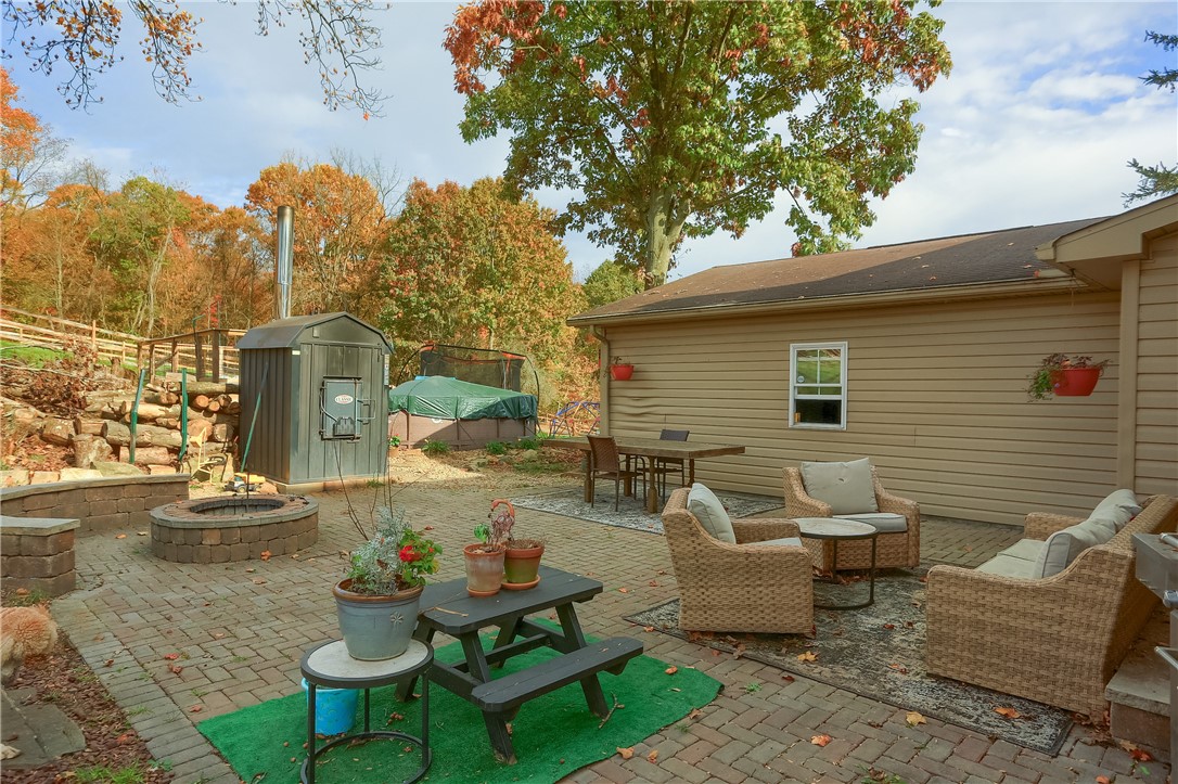 321 Robinwood Farm Ln