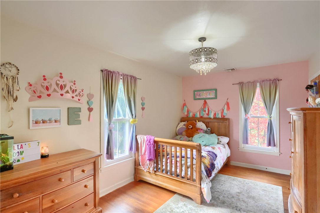 321 Robinwood Farm Ln