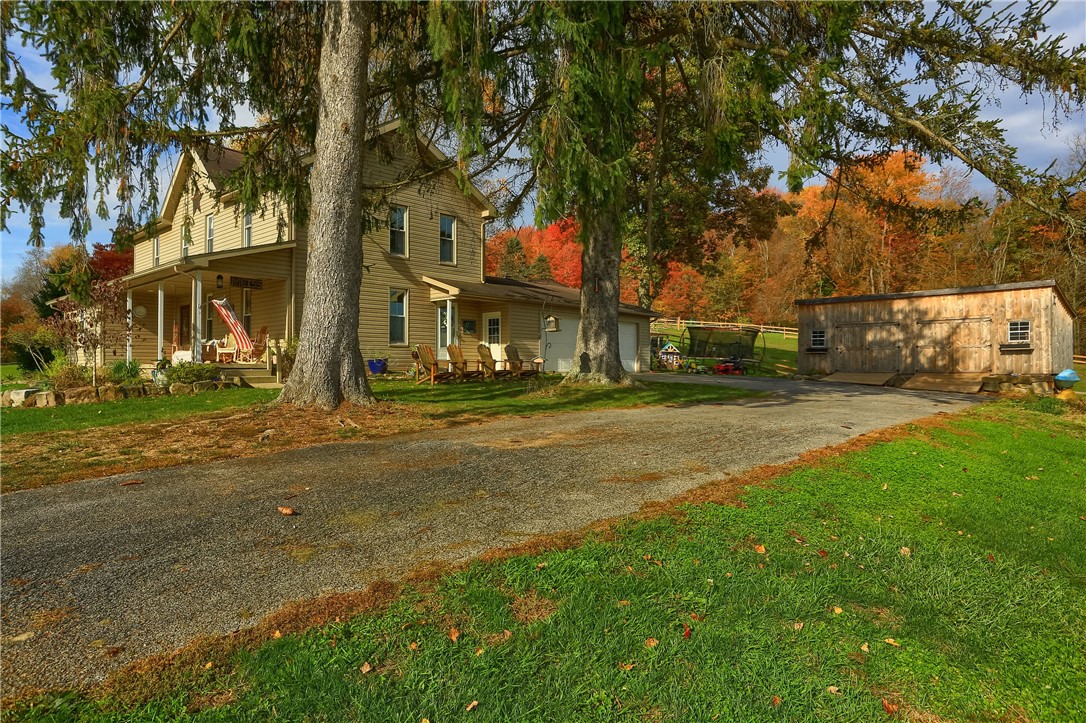 321 Robinwood Farm Ln