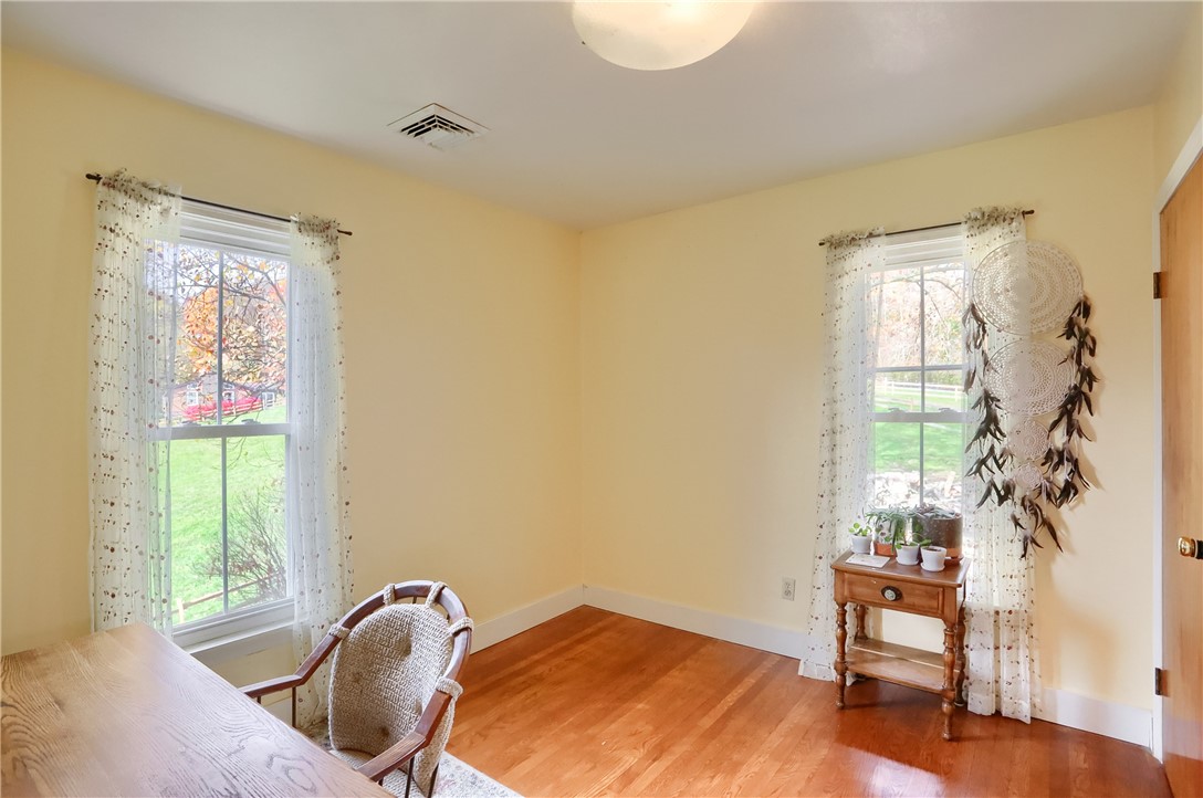 321 Robinwood Farm Ln