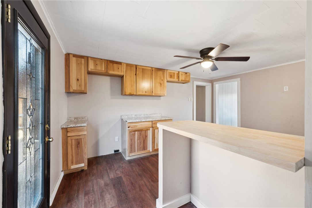 62 Hickory St