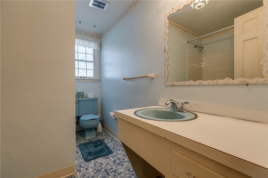 138 Lowery Dr