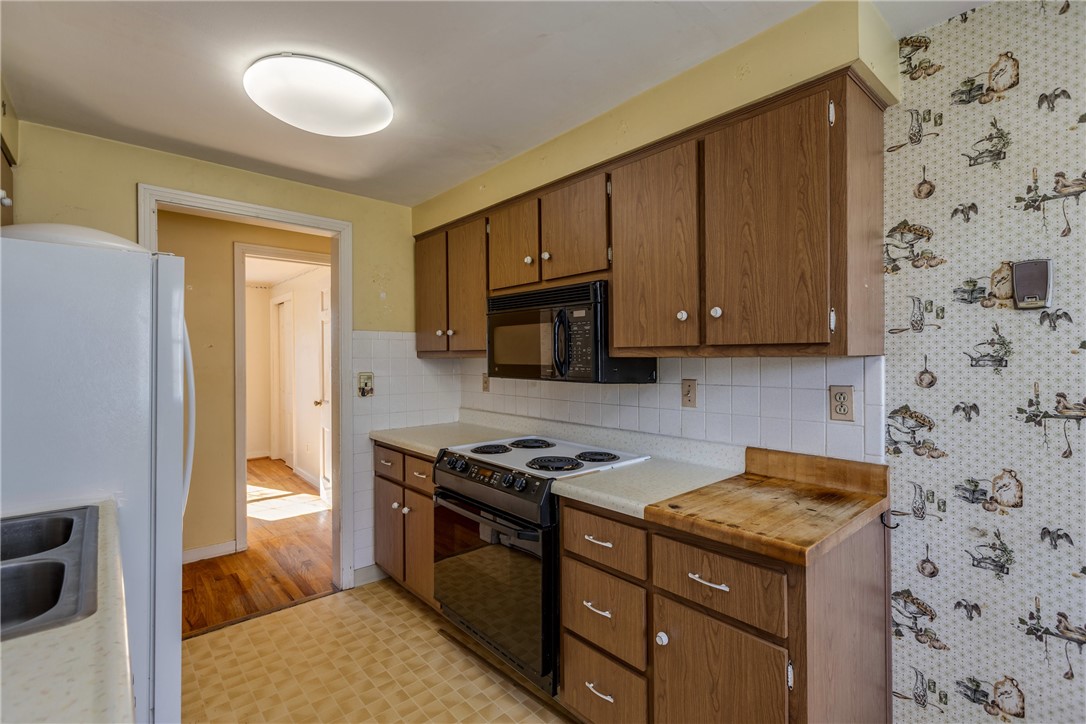 138 Lowery Dr