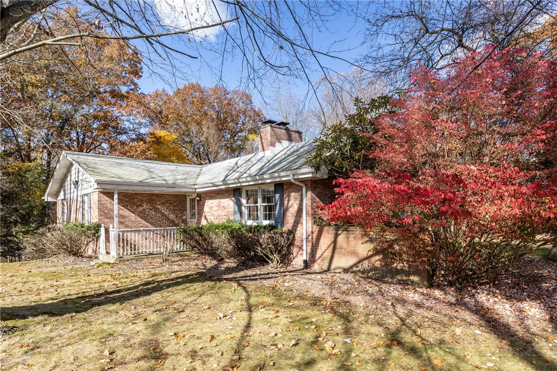 138 Lowery Dr
