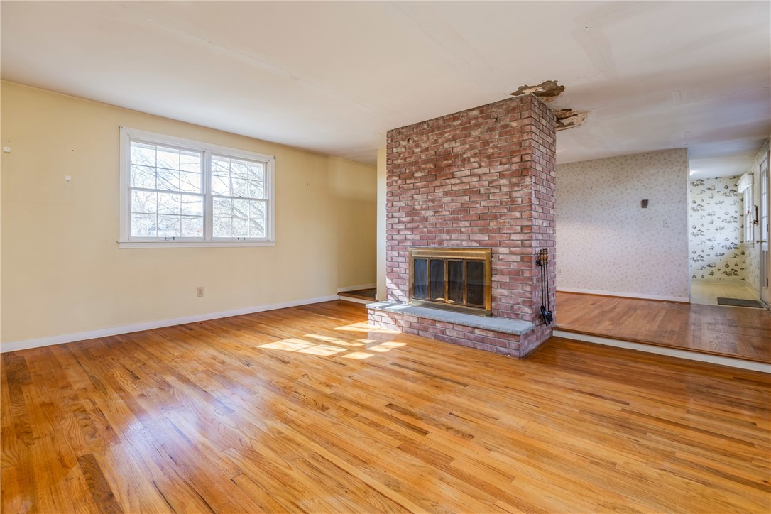 138 Lowery Dr