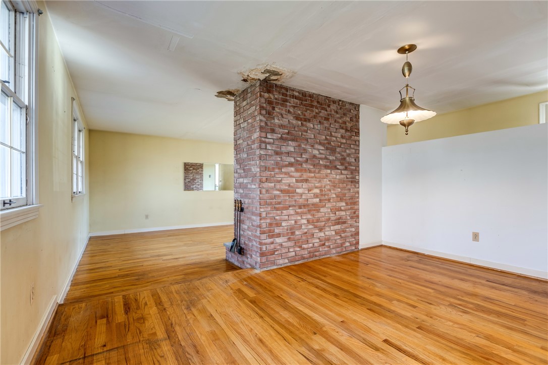 138 Lowery Dr
