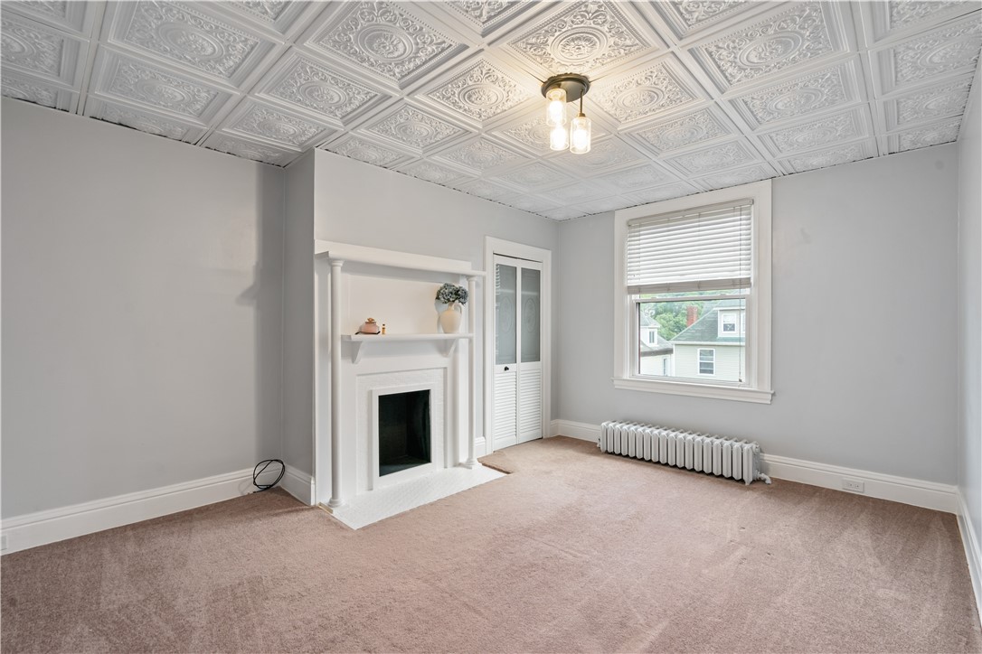 638 Park Ave