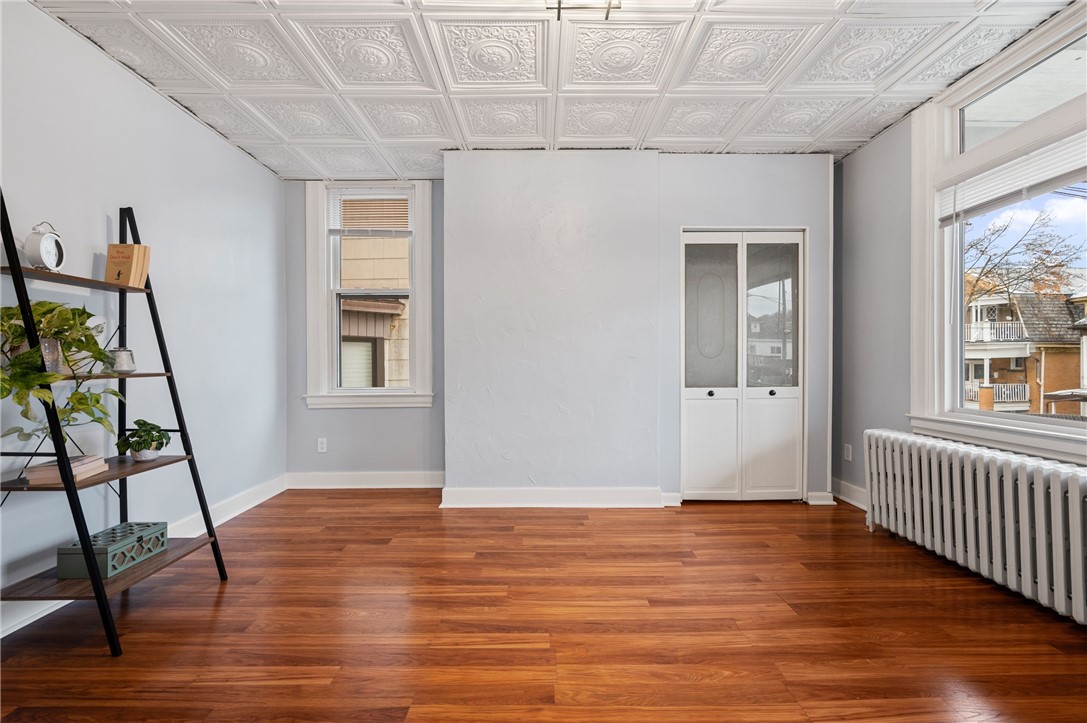 638 Park Ave
