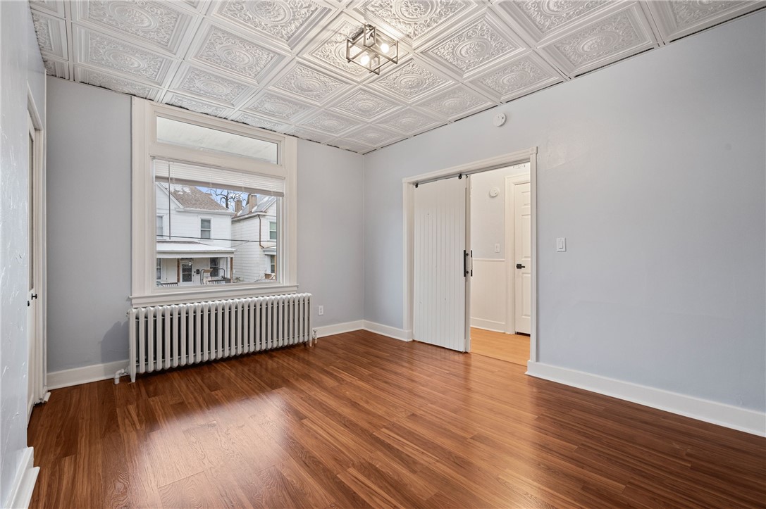 638 Park Ave