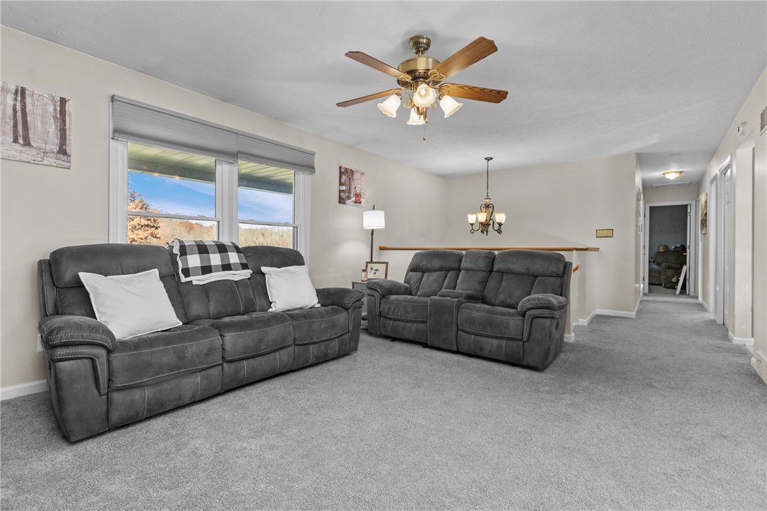 209 Londonderry Dr