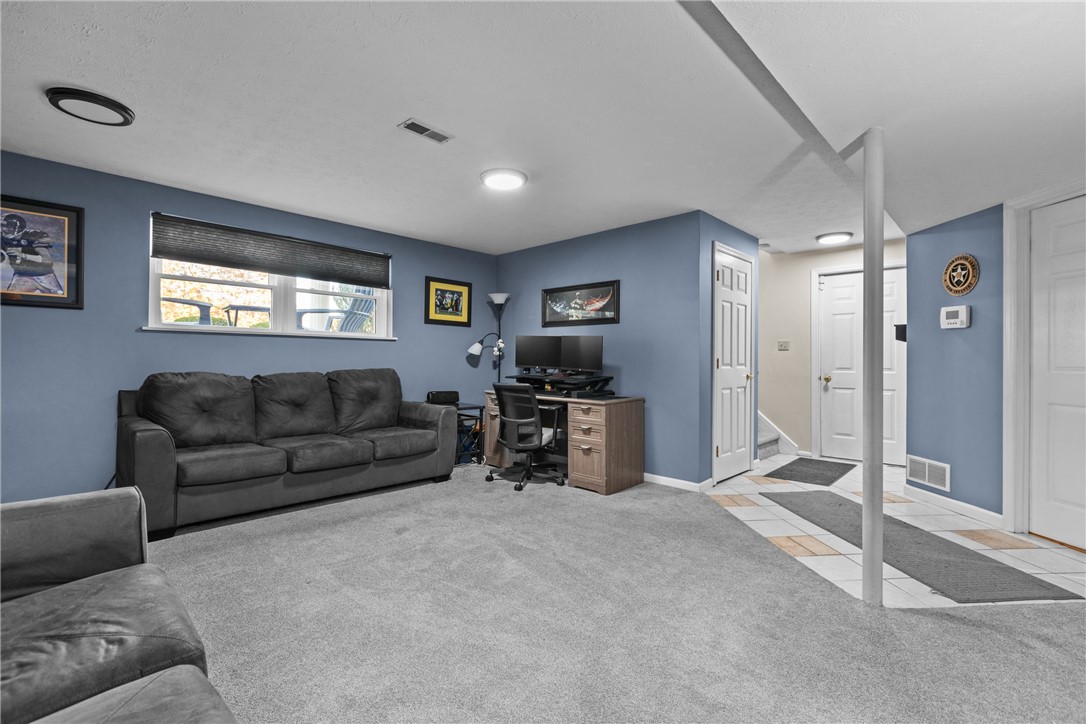 209 Londonderry Dr