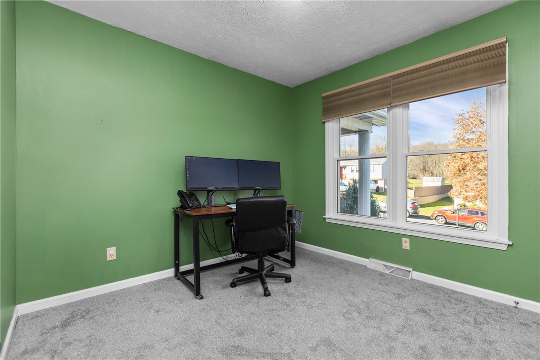 209 Londonderry Dr
