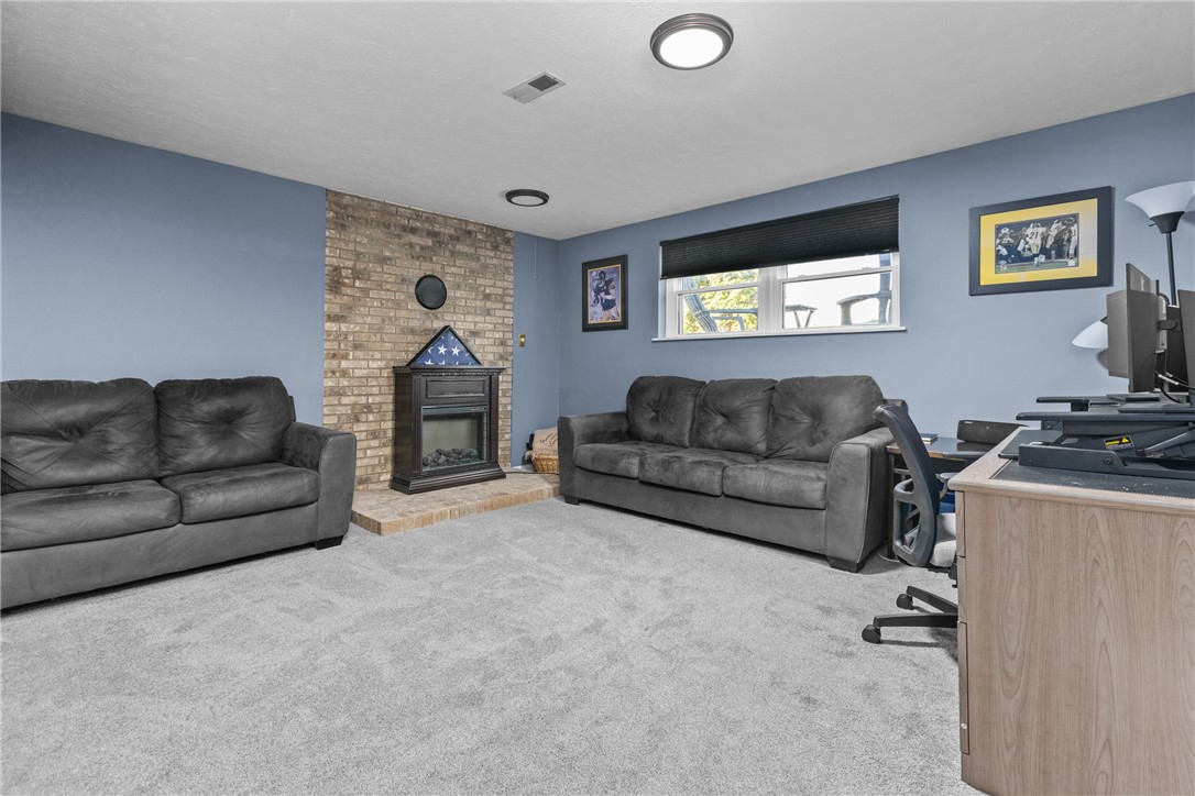209 Londonderry Dr