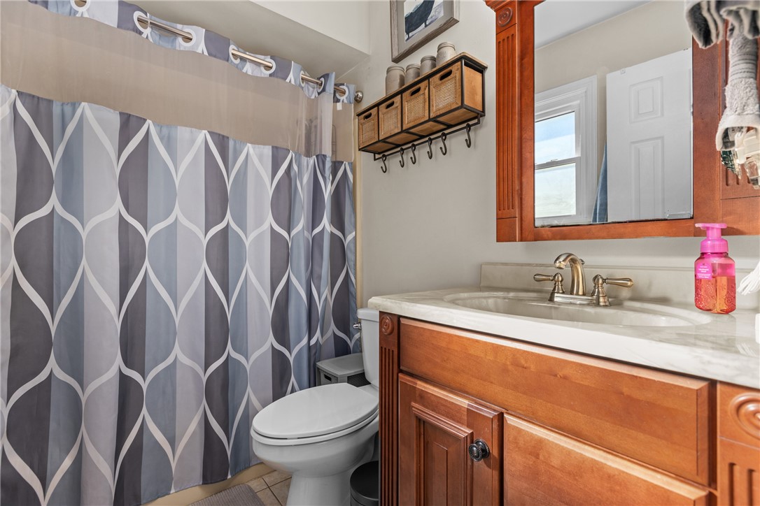 209 Londonderry Dr