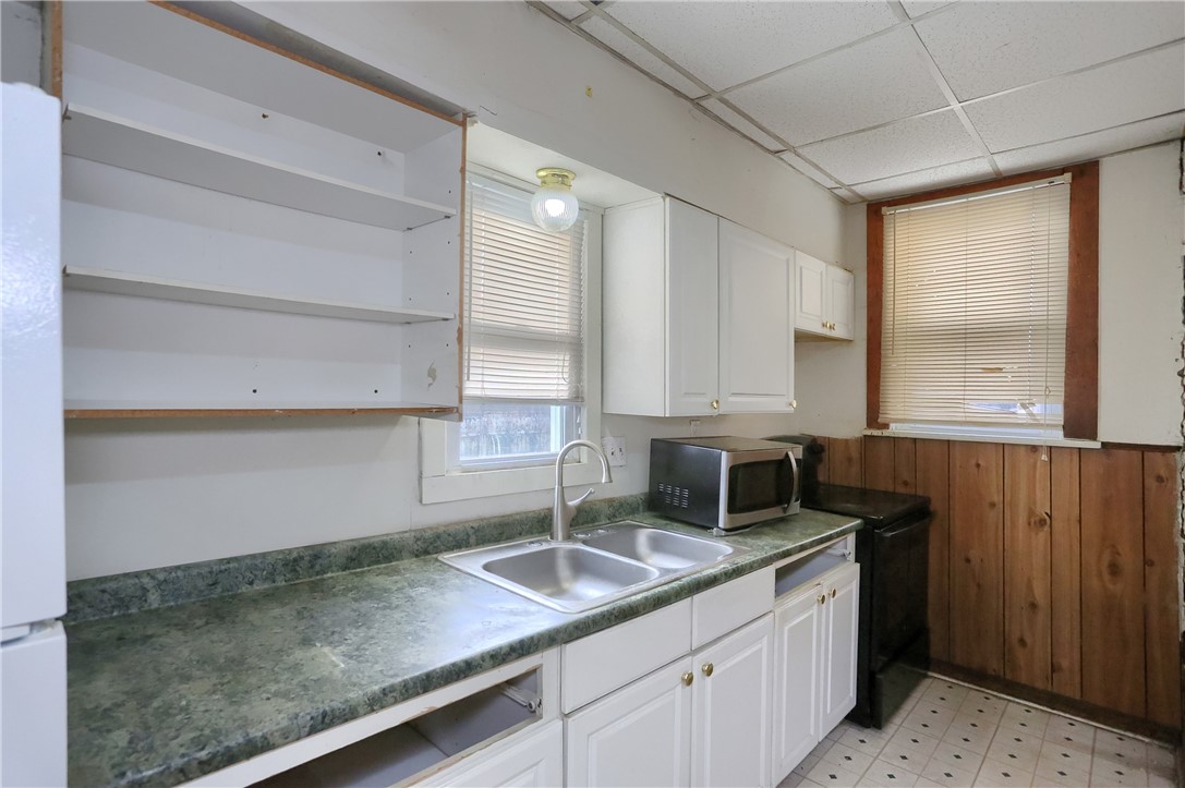 1004 6th Ave