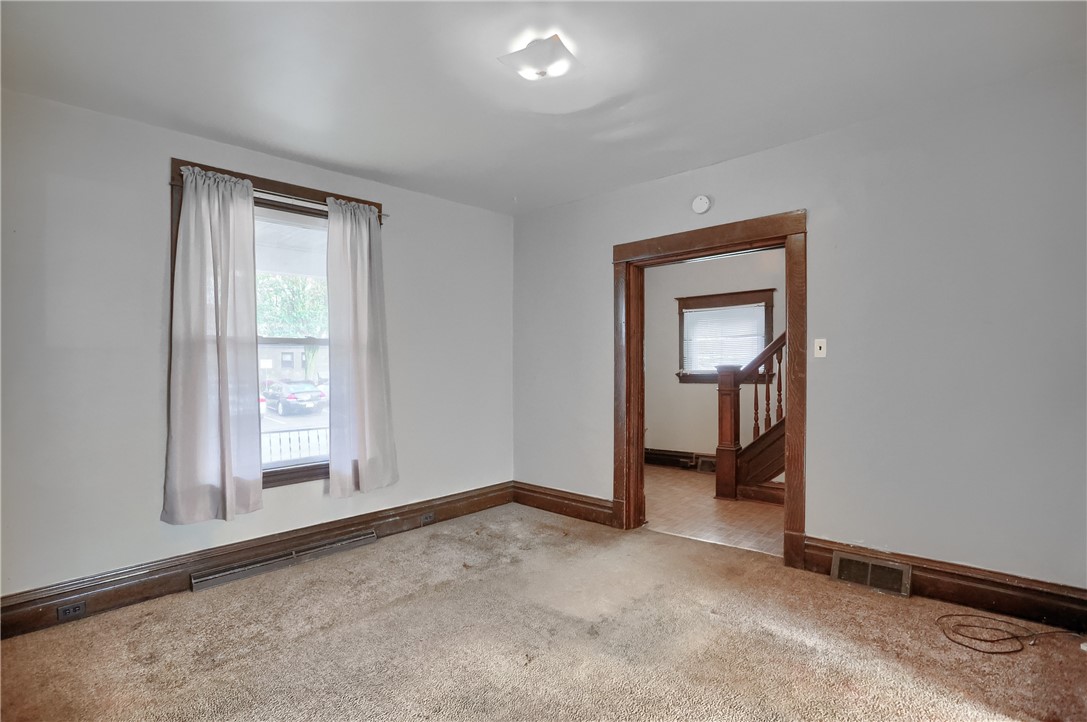 1004 6th Ave