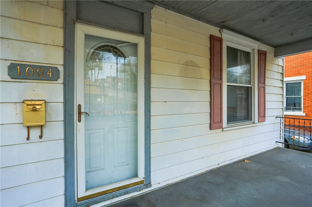 1004 6th Ave