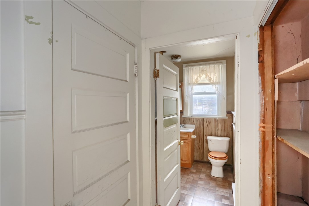 1004 6th Ave