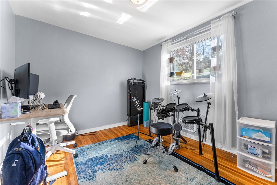 400 Pearce Rd