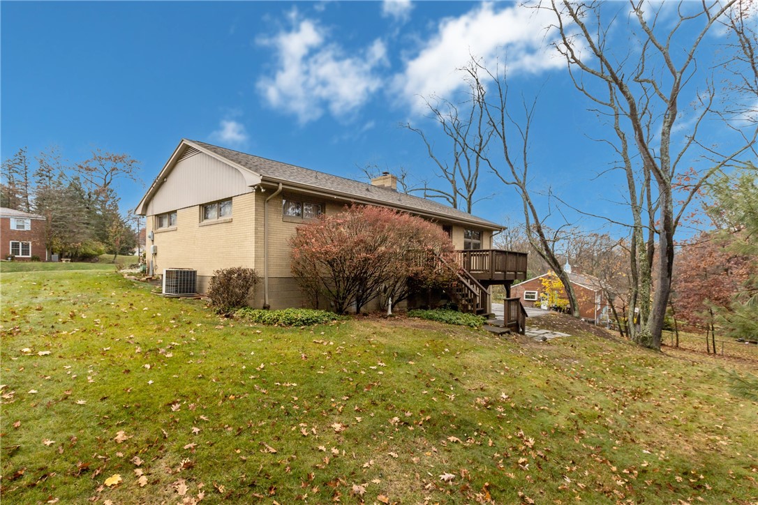 629 Ravencrest Rd