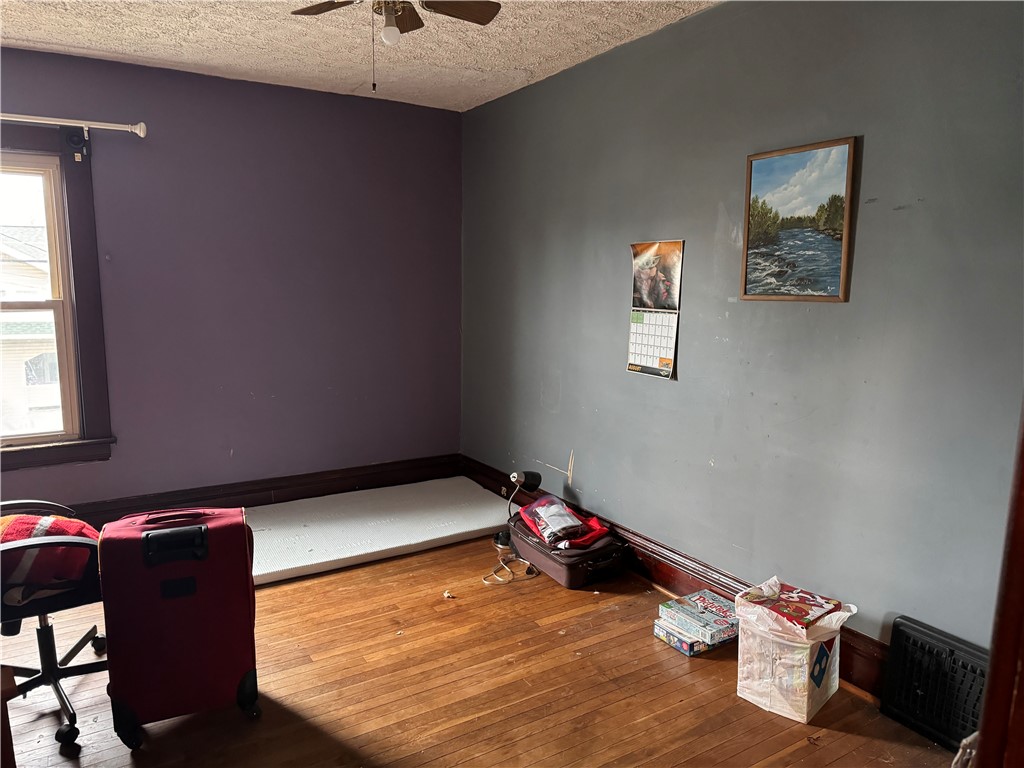 49 S Myers Ave