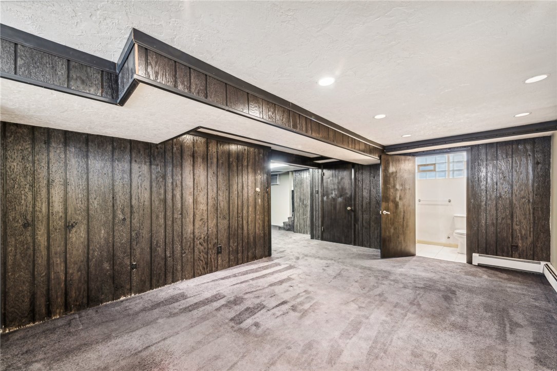 421 Perry Ave