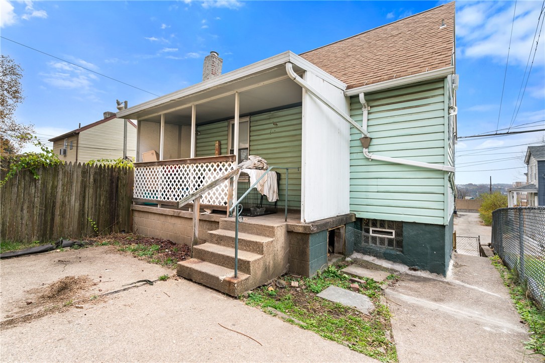 2410 Woodstock Ave