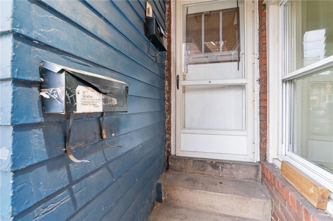 2410 Woodstock Ave
