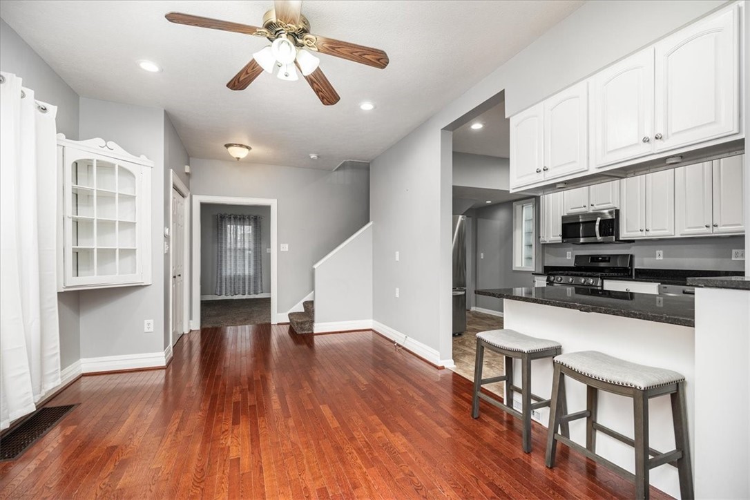 189 Greenwood Ave