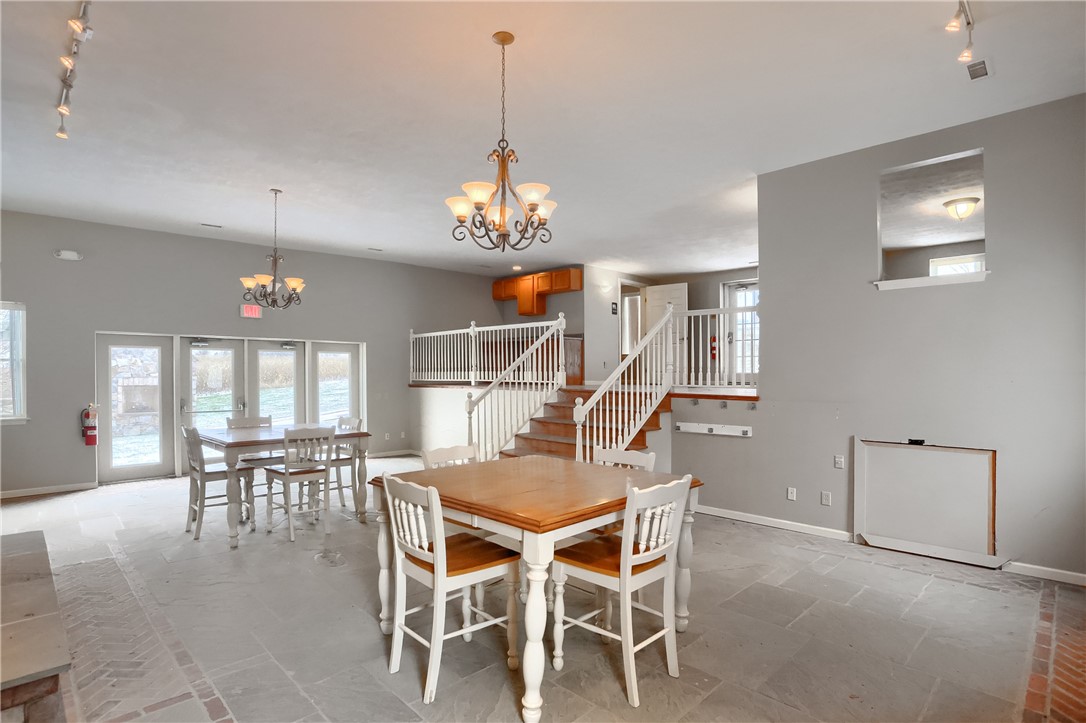 1640 Perry Hwy
