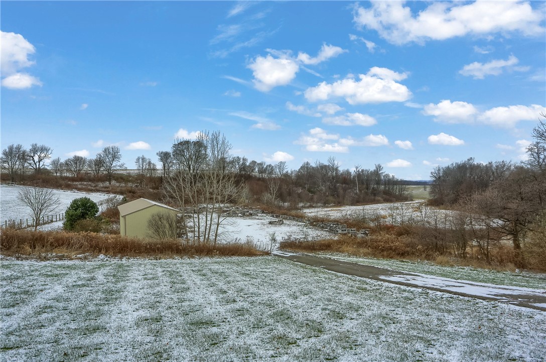 1640 Perry Hwy