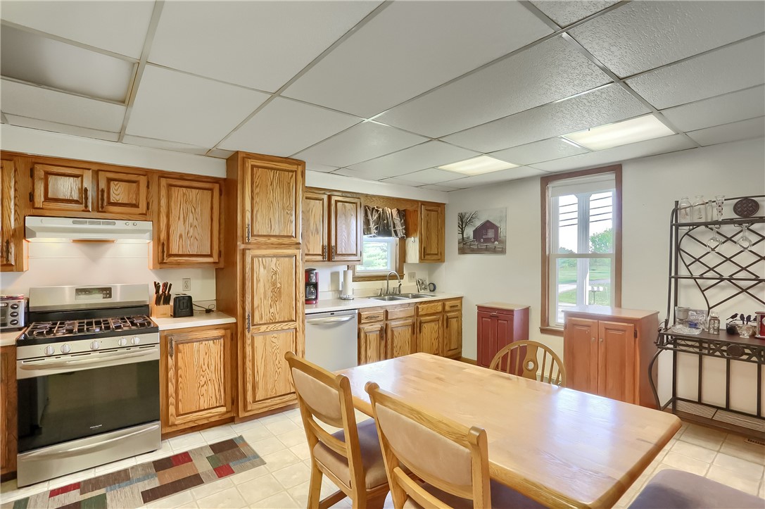 2553 Harlansburg Rd