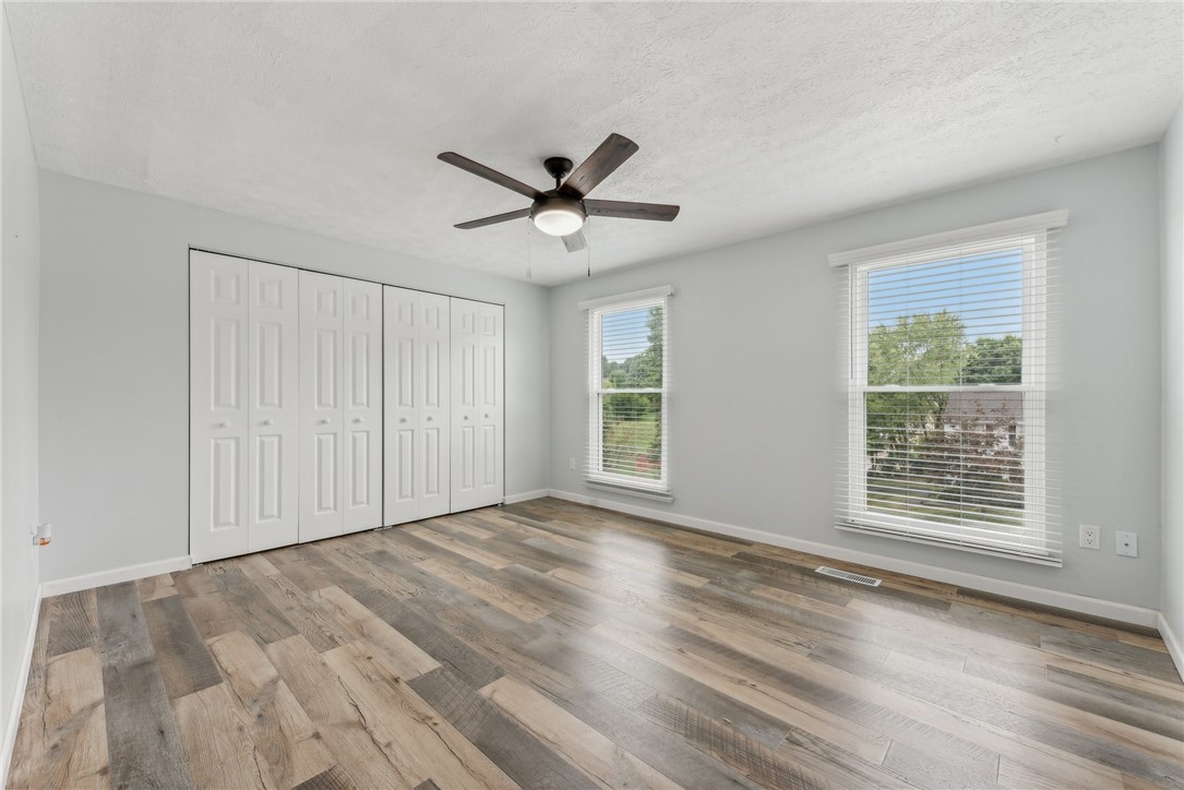 16 Holyoke Dr 1