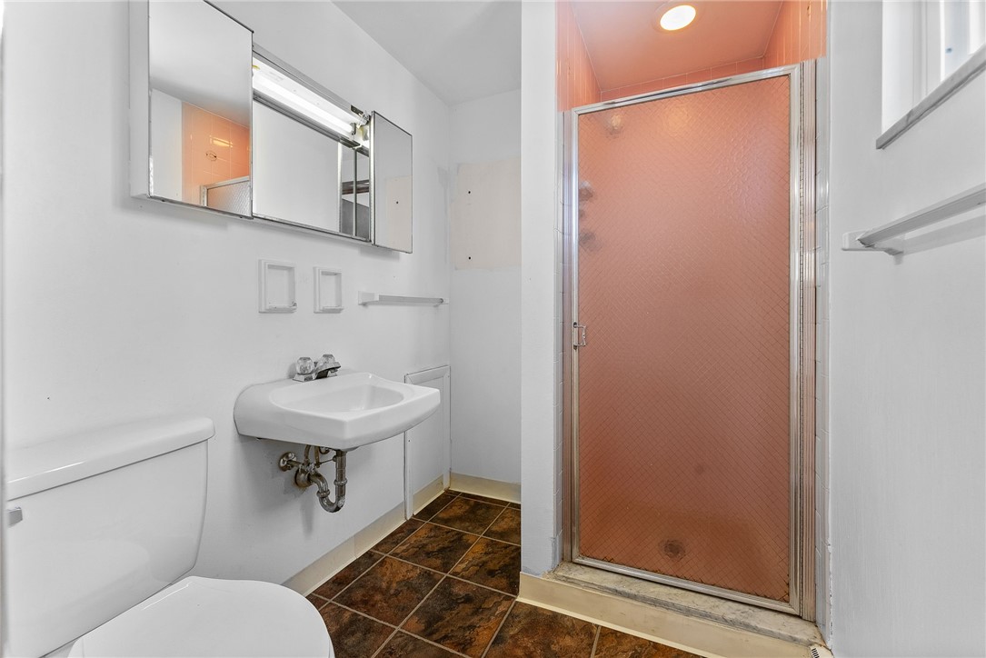 1605 Mount Royal Blvd