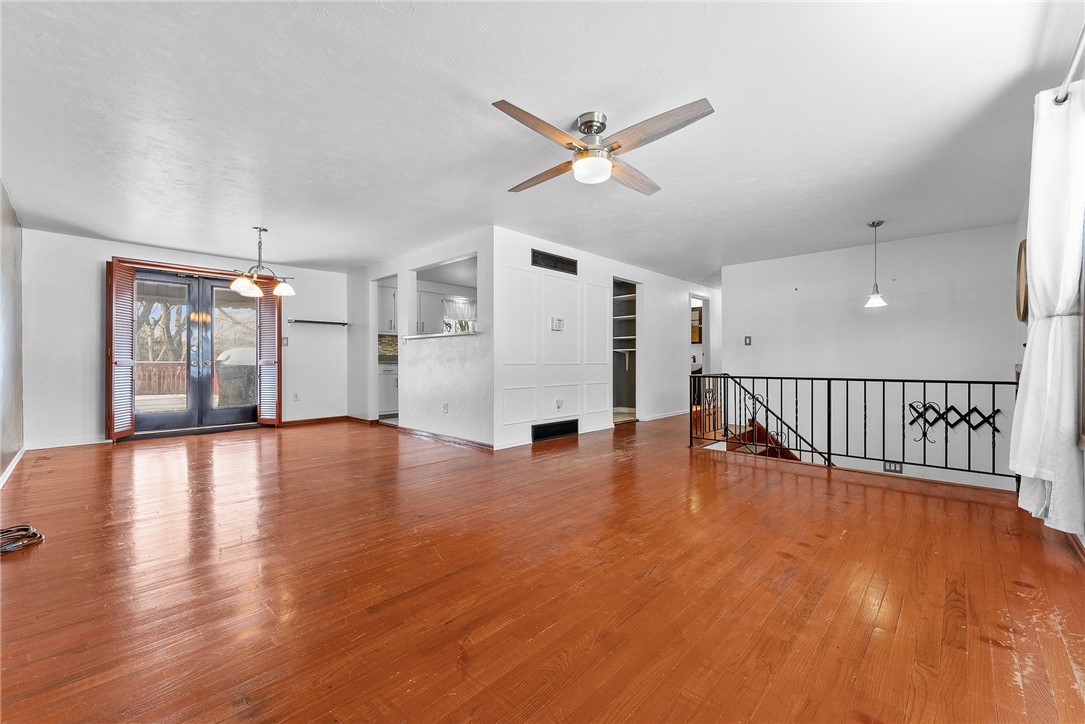 1605 Mount Royal Blvd