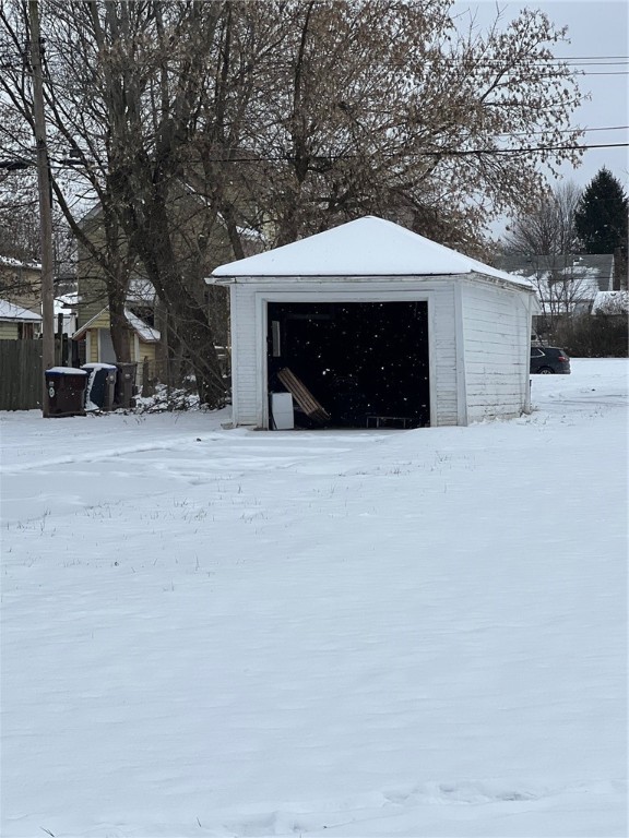 841 Cedar Ave