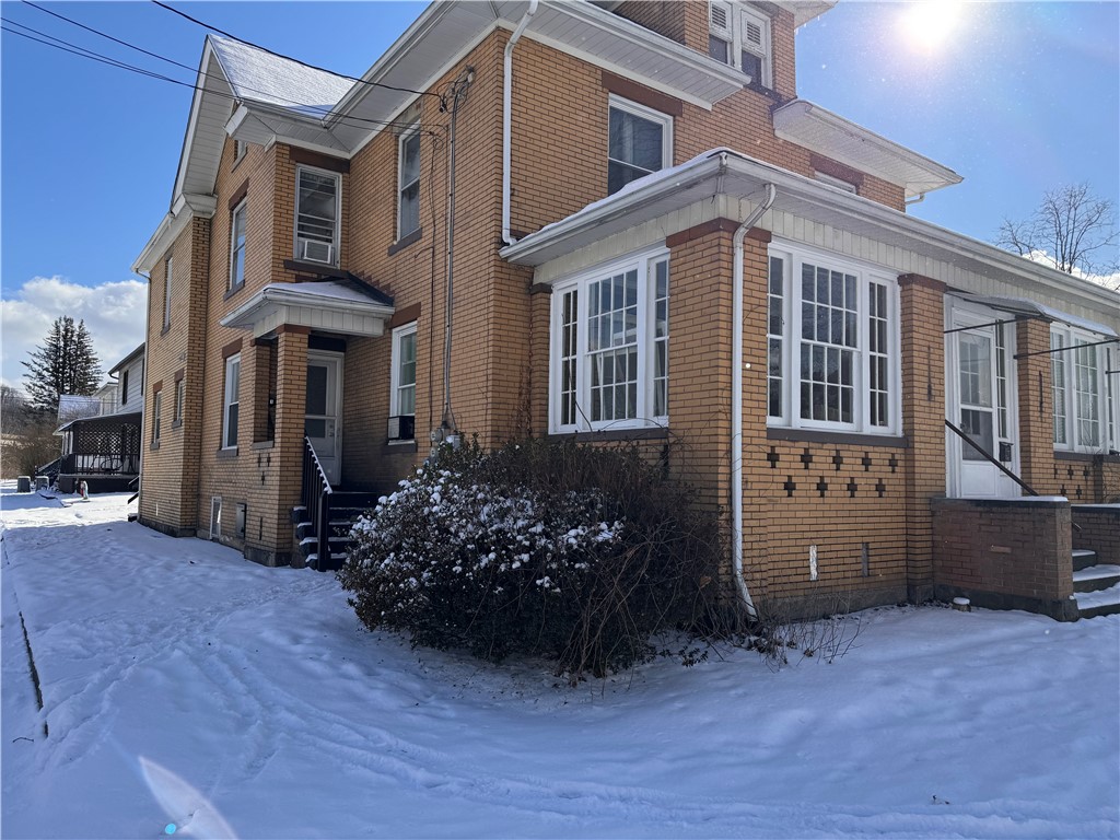 316 N Cedar St