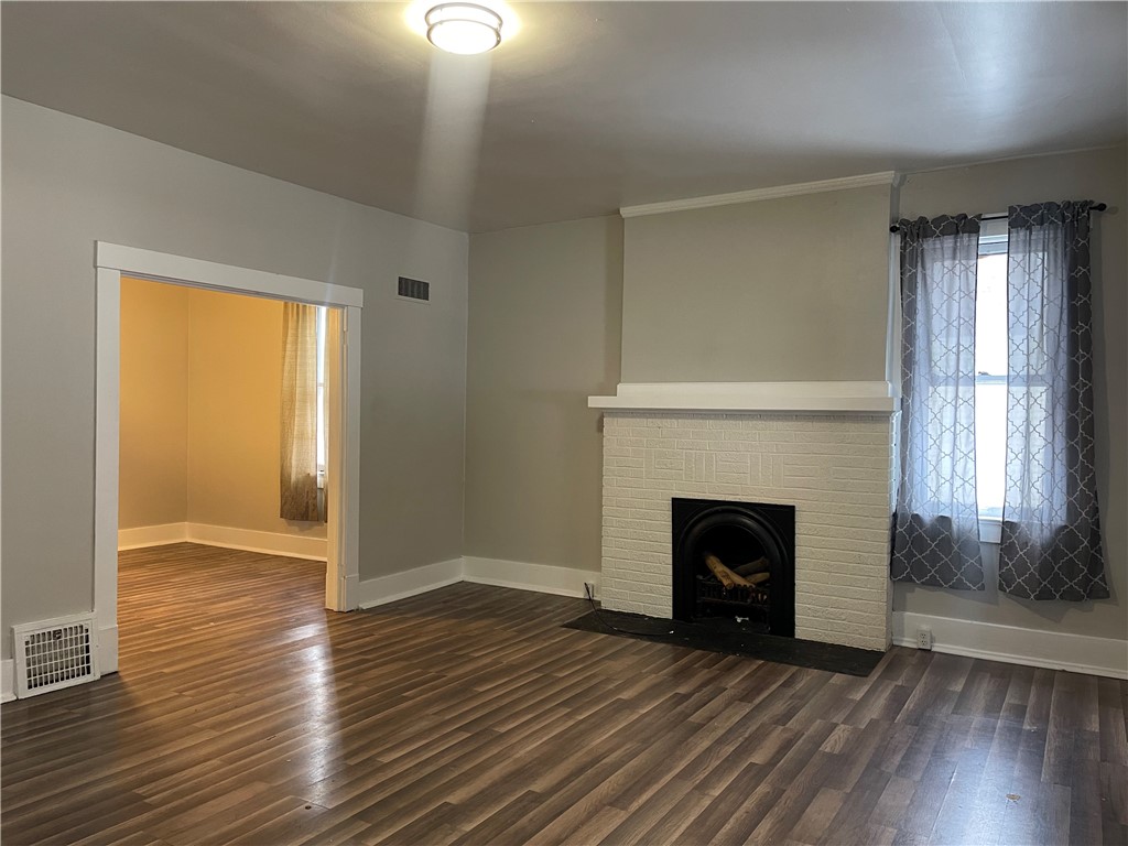 404 Crescent Ave