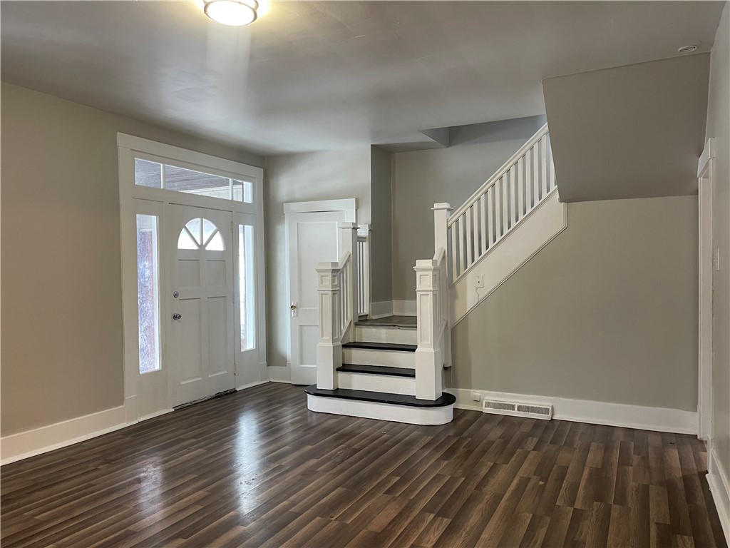 404 Crescent Ave