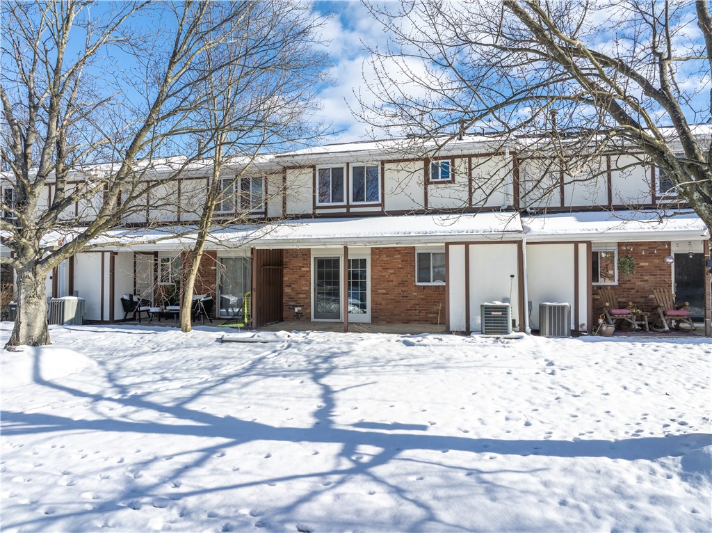 4317 Hemlock Cir