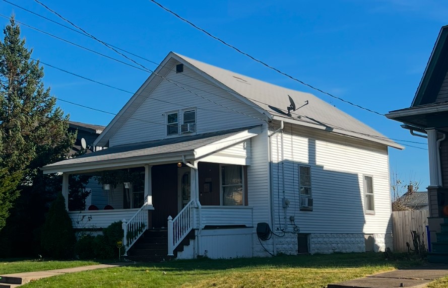 1014 Winslow Ave
